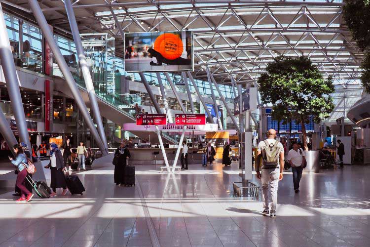 Flughafen innen